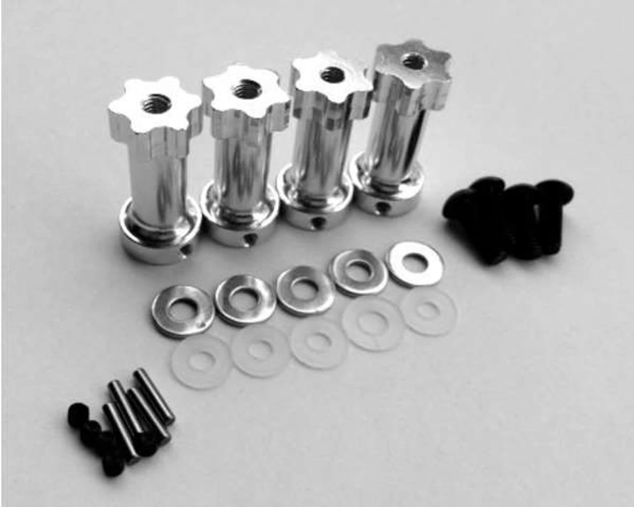 Hot Racing Aluminum 12mm Hex Hubs with 25mm Extension For Traxxas 3 Hot Racing Aluminum 12mm Hex Hubs with 25mm Extension For Traxxas