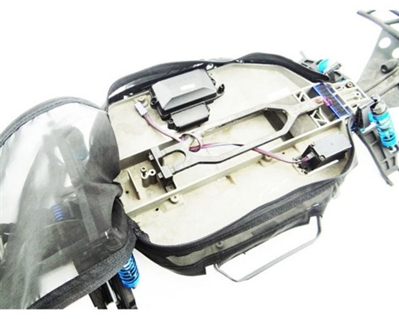 Hot Racing Dirt Guard Chassis cover for Slash 2WD with Standard Chassis 6 Hot Racing Dirt Guard Chassis cover for Slash 2WD with Standard Chassis - Image 4